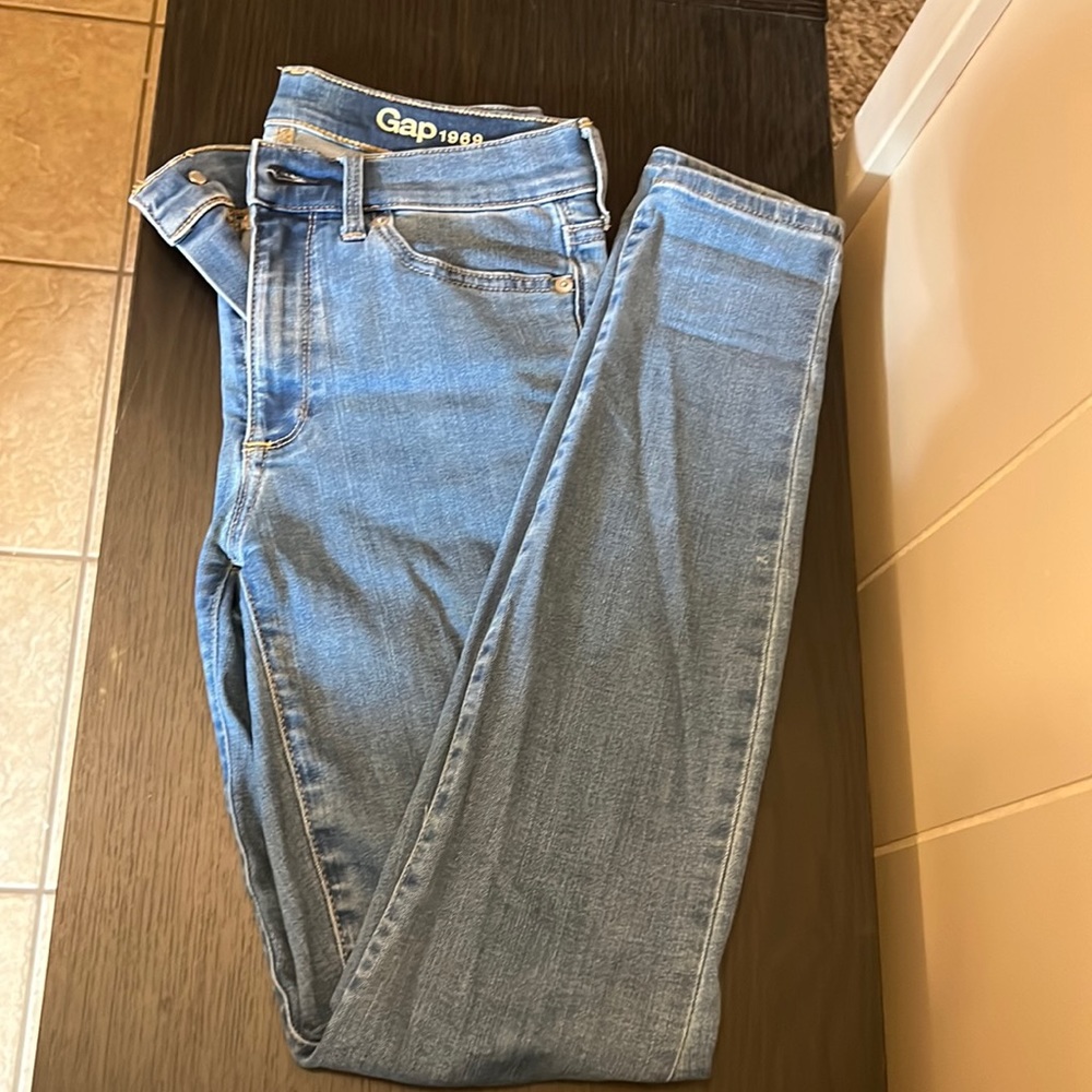 Gap Jeans